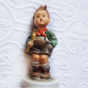 M.J. Hummel Trumpet boy